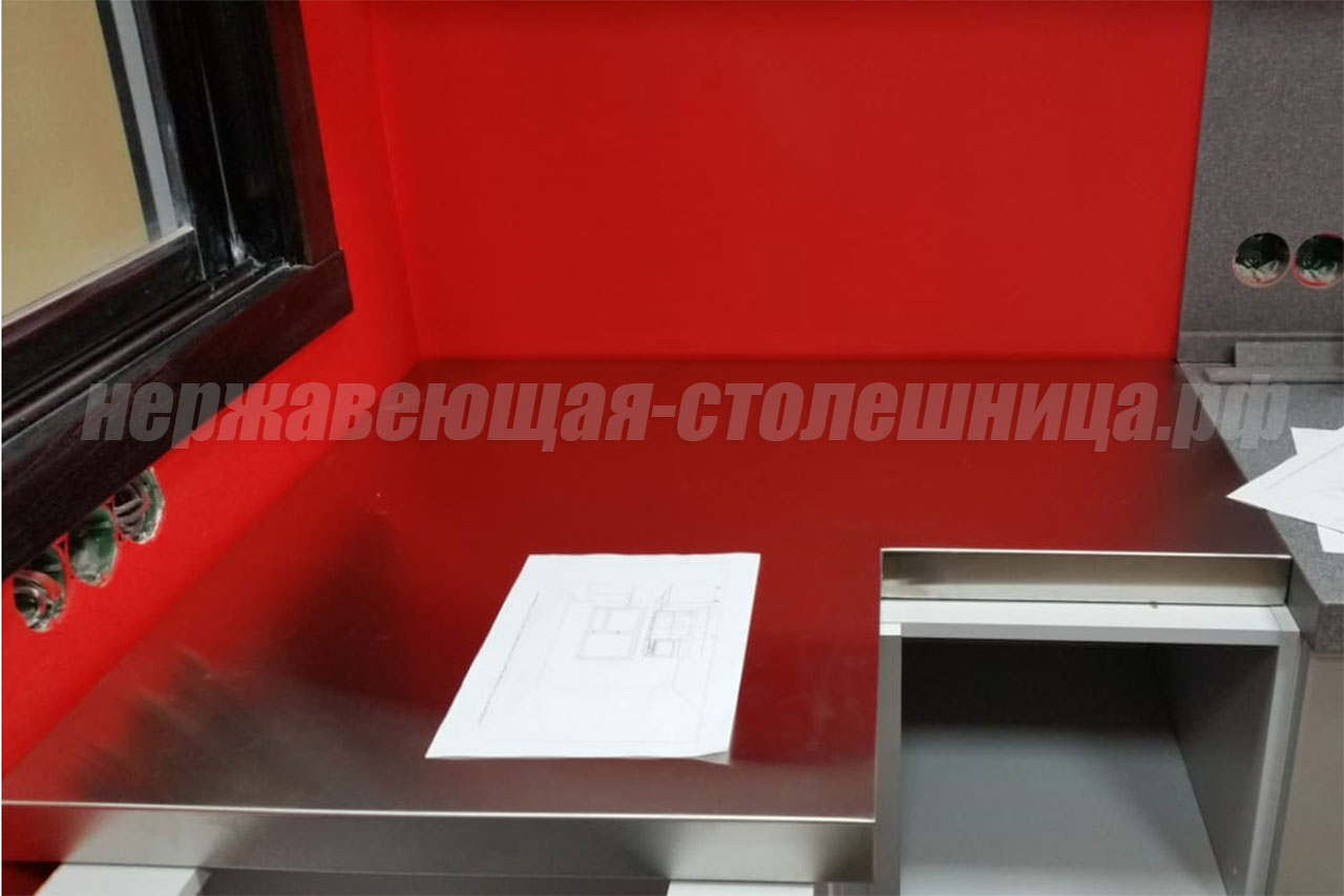 Угловая монолитная столешница